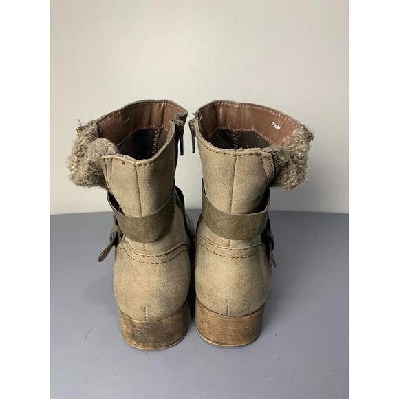 Womens Ankle Boots With Side Zipper & Buckle Detail Size 7.5 - Picture 3 of 8